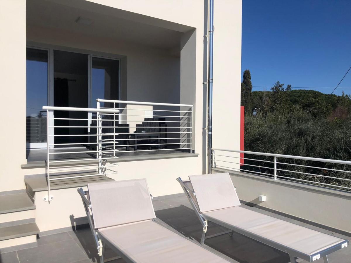 Casa Ginevra A Cecina By Zoom In Earth Appartement Buitenkant foto