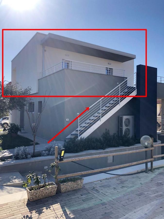 Casa Ginevra A Cecina By Zoom In Earth Appartement Buitenkant foto